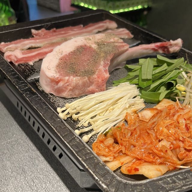 【大阪・梅田】絶品サムギョプサルの食べ放題がリーズナブル「ウメダニューウェーブ」