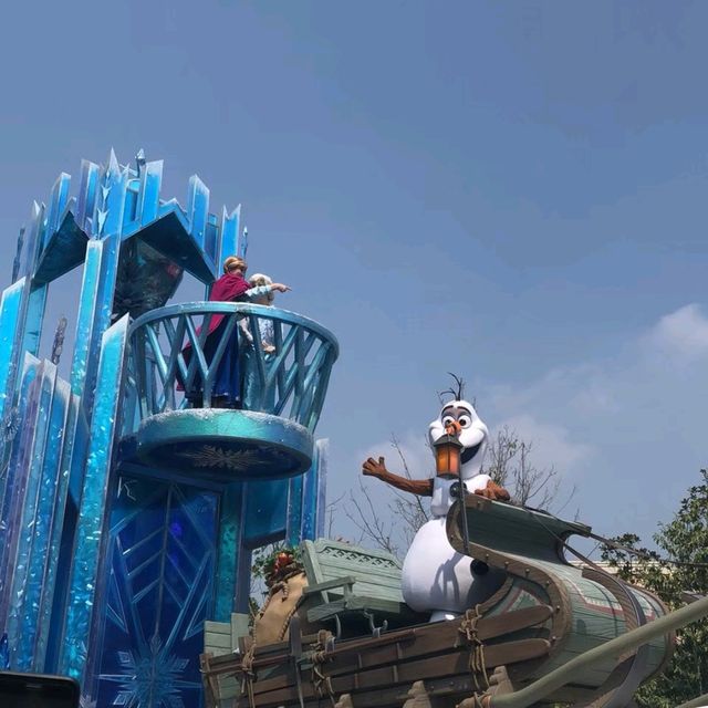 佔地遼闊的超大遊樂園-上海迪士尼