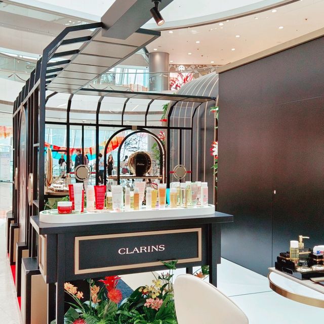 參觀 clarins 珍稀凝時體驗館!美妙! 參觀 clarins 珍稀凝時體驗館!美妙!