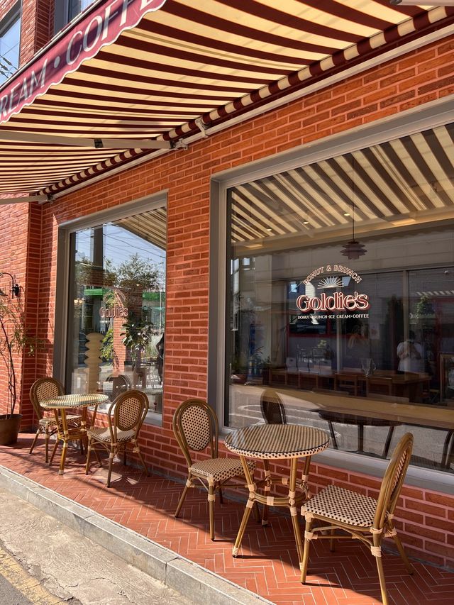 韓国【水原】最近オープンしたインテリアが素敵なドーナツ屋さん🍩