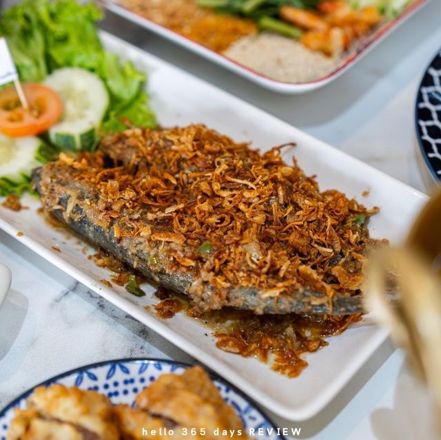 J&T Restaurant อาหารดีเมืองระนอง