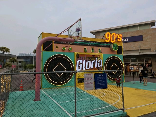 集合多款名牌既桃園outlet