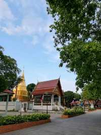 วัดพระแก้วดอนเต้าสุชาดาราม  ลำปาง