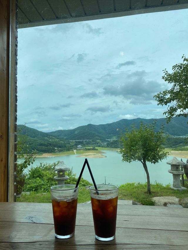 옥정호 뷰를 가진 임실 뷰맛집 애뜨락 카페💚