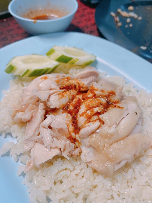📍泰國布吉｜性價比高的隱世海南雞飯