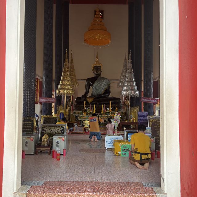 วัดศรีชมภูองค์ตื้อ