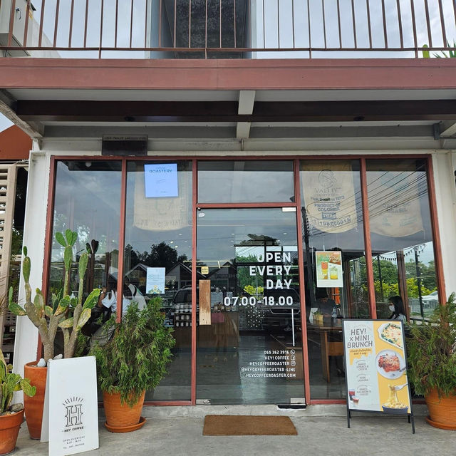 Hey! Coffee  สาขา วัชรพล