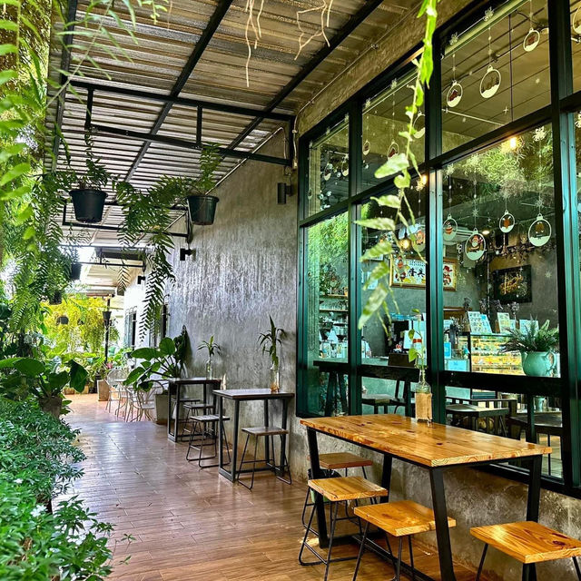 เอวา คาเฟ่🍰ร้านกาแฟ กม.48