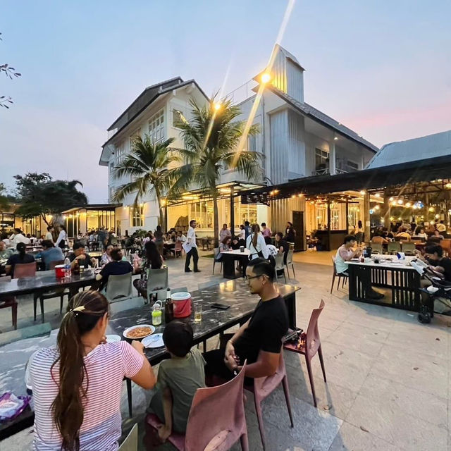 ร้านลาบเป็ด ชัยนาท