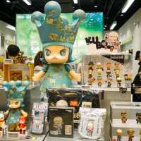 พามาเล่น Art Toy