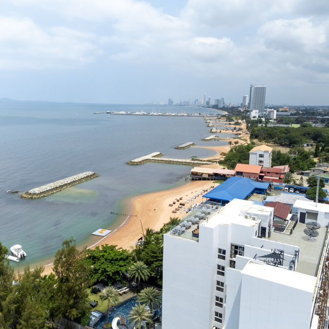 แช่อ่างชมวิวทะเล ในโรงแรมพัทยาติดหาด 