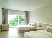 Sea Pearl Beachfront pool villa ชลบุรี