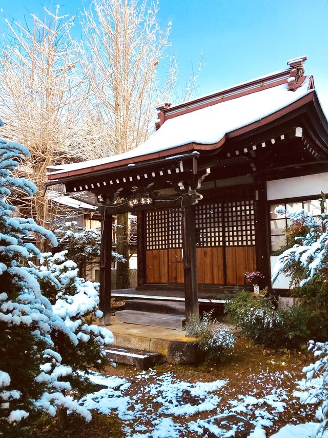 The timeless charm of the late 12th-century temple 🇯🇵