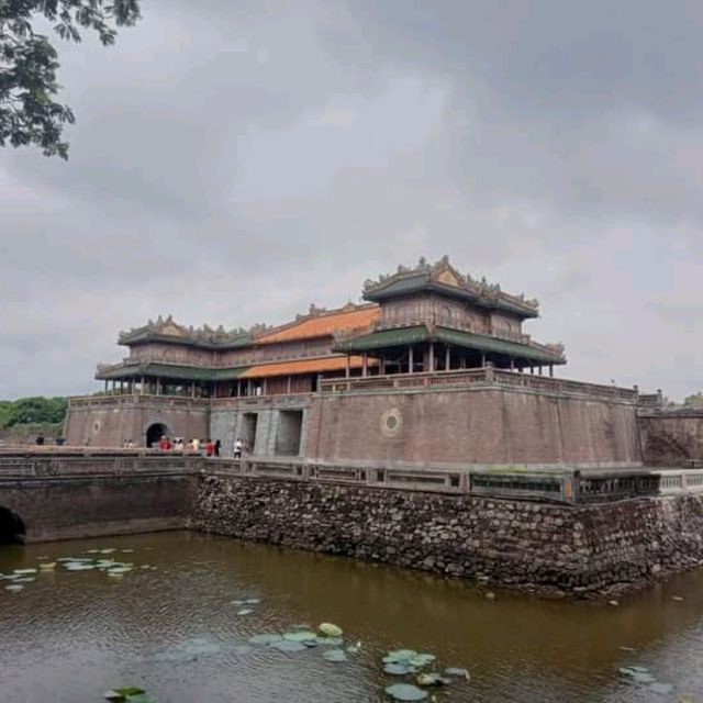 พระราชวังต้องห้ามเมืองเว้