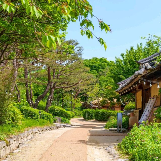 한옥도 보고 쇼핑도 할 수 있는 장소를 알려드려요