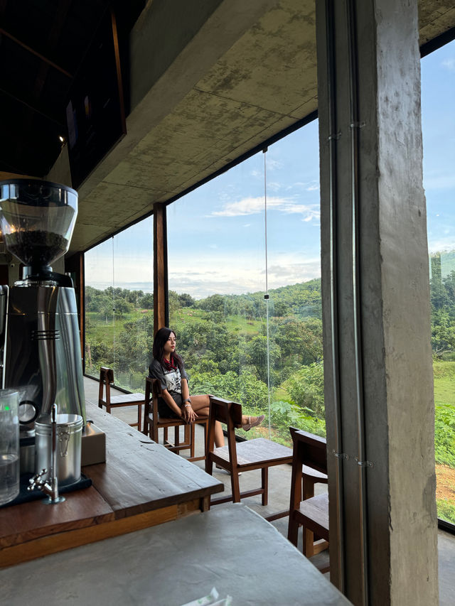 TASANA คาเฟ่น้องใหม่กลางหุบเขา 🏞️☁️