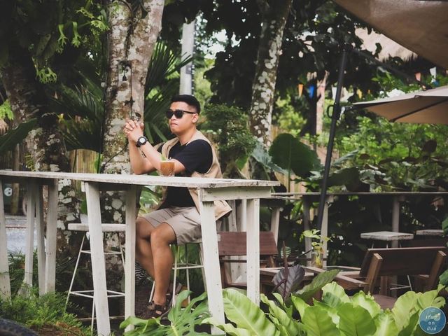 บ้านไร่พอเพียง Camping & Cafe