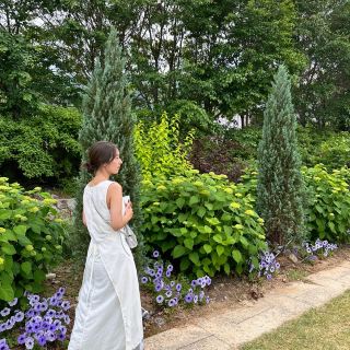 紫紫的薰衣草田裡享受夏季約會