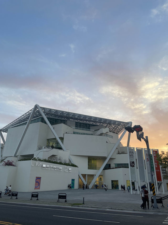 Explore the art at Tainan Art Museum🏛️🖼️🎨