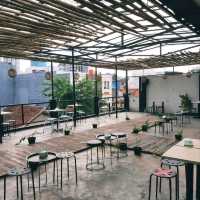 ONE OF THE NEW COFFEE SHOPS IN TOMANG
