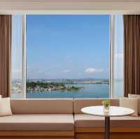 **Harbor Bay's Premier Retreat: Batam Marriott Hotel**