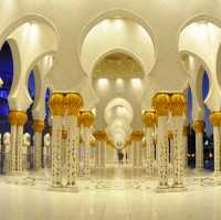 Abu Dhabi 🇦🇪 Sheikh Zayed Grand Mosque 🕌 