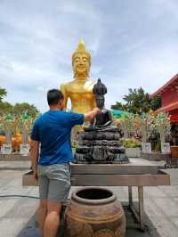 ไหว้พระใหญ่ เขาพระตำหนัก