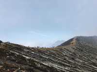 Mind-blown to visit Kawah Ijen 🌋