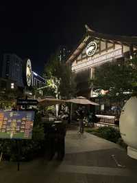 🇨🇳 Goose Island Brewhouse Review: A Stellar Night Out in Chengdu's 铁像寺水街
