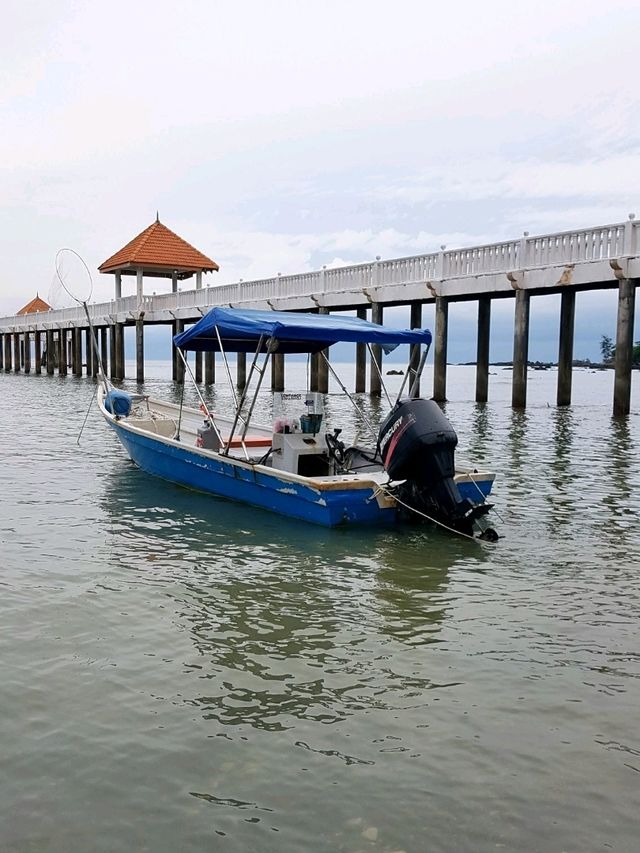 DISCOVERING TANJUNG BALAU BEACH