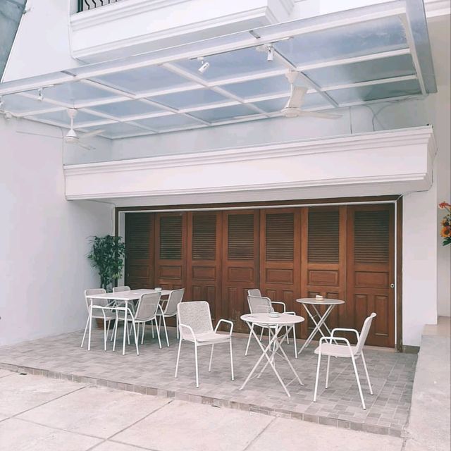IT’S LOCATED IN A RESIDENTIAL AREA