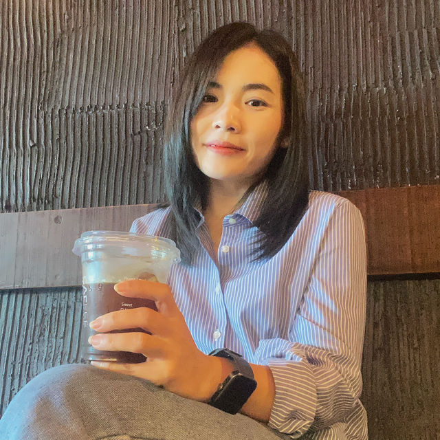 CAFFEE- Warin Chamrap (แคฟฟี่ วาริน)