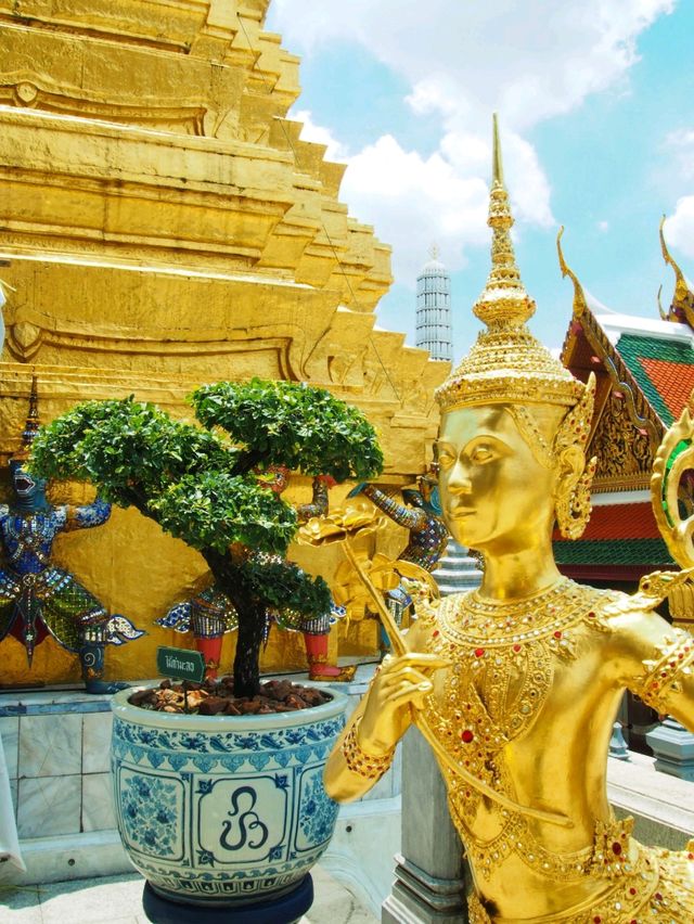 วัดพระศรีรัตนศาสดาราม กรุงเทพมหานคร