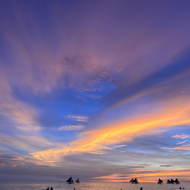 Boracay: A Timeless Tropical Escape 🏝️ 