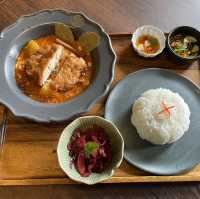 ร้านอาหารไทยถนนข้าวสาร 