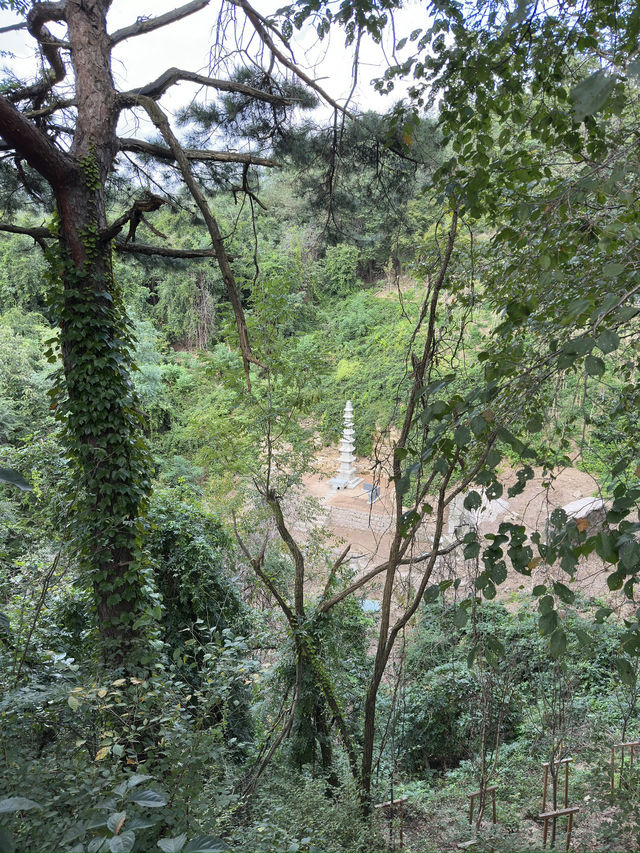 Hike in Seoul that is mostly stairs!