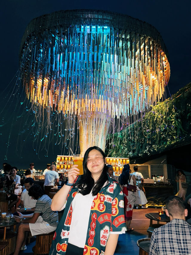 曼谷絕美高空酒吧：Tichuca Rooftop Bar的夜生活體驗 🍹🌆