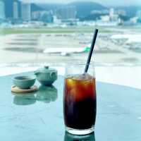 Chill in airport@Intervals Bar