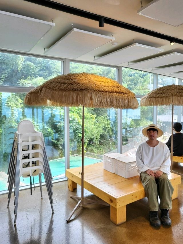 야외테라스도 멋진 힐링 정원카페