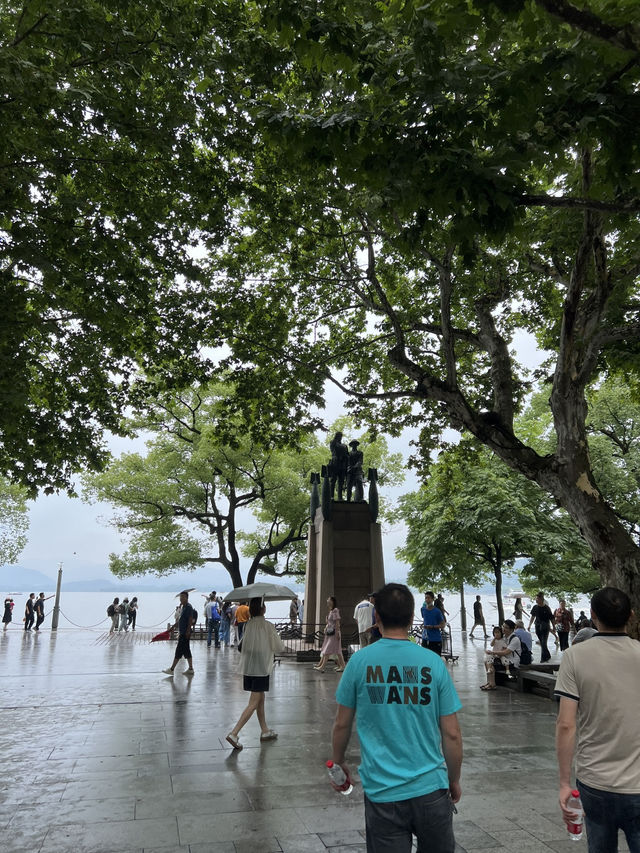 🏞️ ทะเลสาบซีหู สวรรค์บนดินที่ต้องมาสักครั้ง!