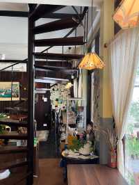 คาเฟ่น้ำชา ใกล้หอศิลป์กรุงเทพ