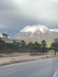 ตะลุยภูเขาหิมะมังกรหยก (Jade Dragon Snow Mountin)