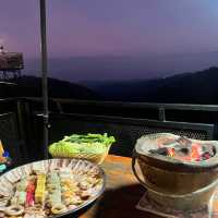 “เขาค้อฟินครบ! นอนโดม แช่จากุซซี่ กินหมูกระทะ จิบเ