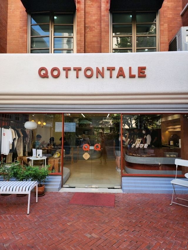【バンコク】コンクリートジャングルのウサギの穴🐰 Qottontale Cafe