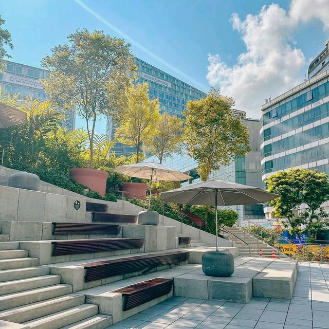 Orchard Road: A Shopper’s Paradise