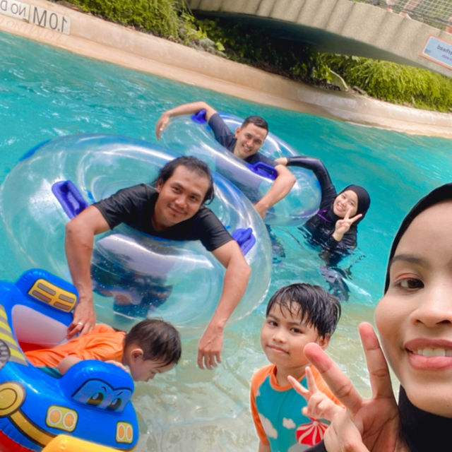 SPLASH MANIA GAMUDA COVE
