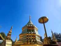 หนึ่งในพระธาตุเก้าจอม บนดอยจอมแว่ อายุกว่า ๗๐๐ ปี