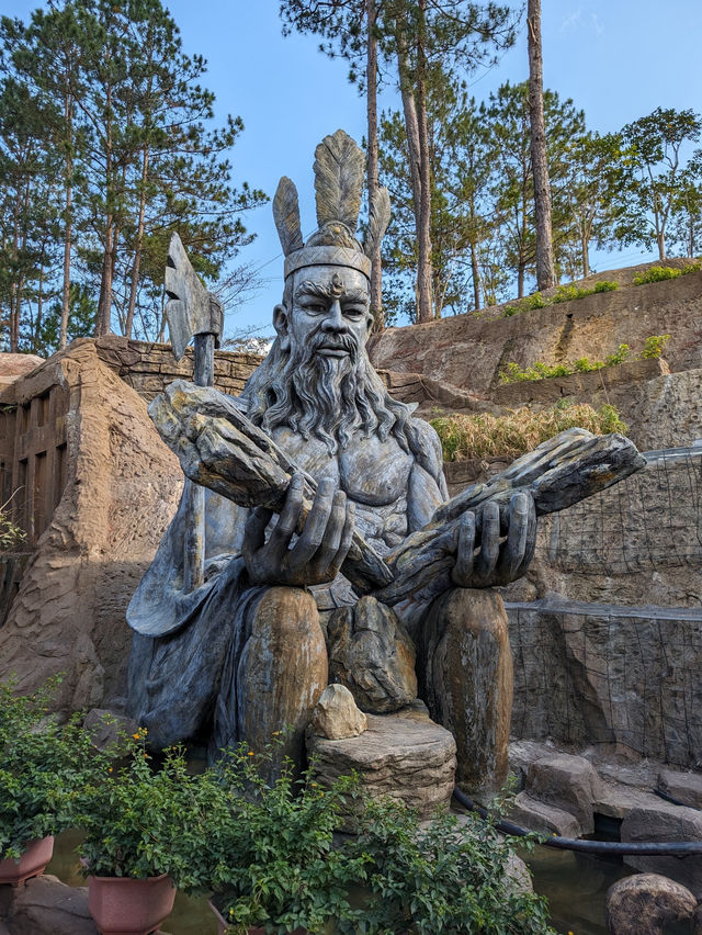 Clay Village in Da Lat – A Walk Through a Fairytale 
