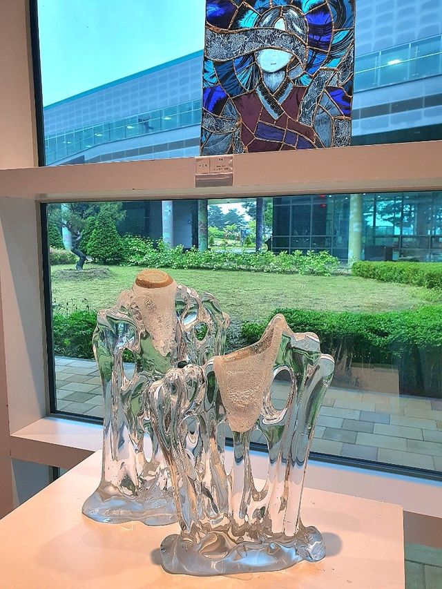 🎨 삼척 도계유리나라, 반짝이는 유리 예술의 세계로 떠나는 여행