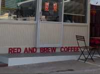 คาเฟ่ Red and Brew 